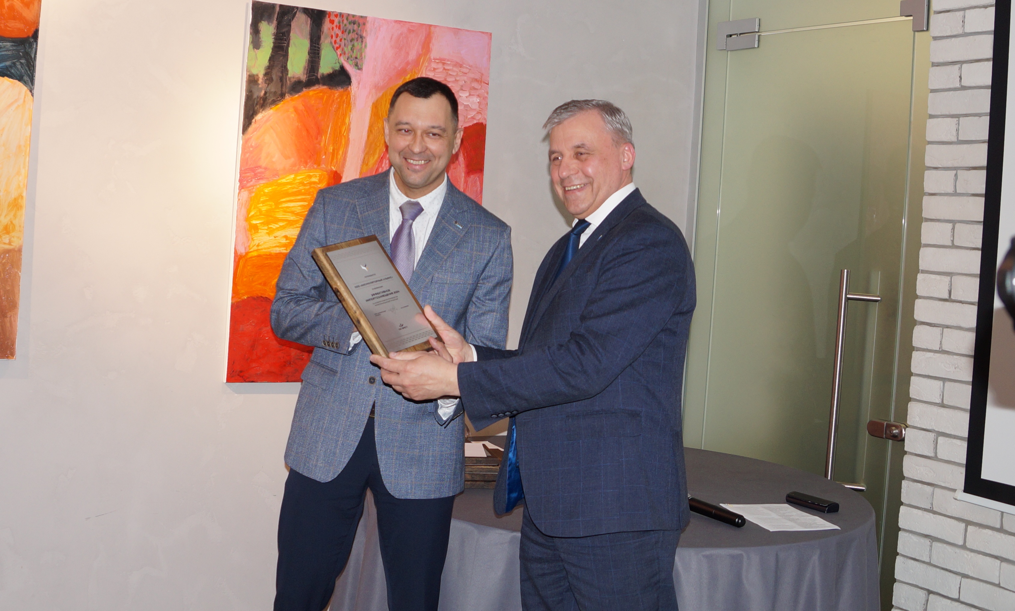 Аккумуляторный Альянс входит в структуру 1AK-GROUP, руководит которой Виктор Лемешевский